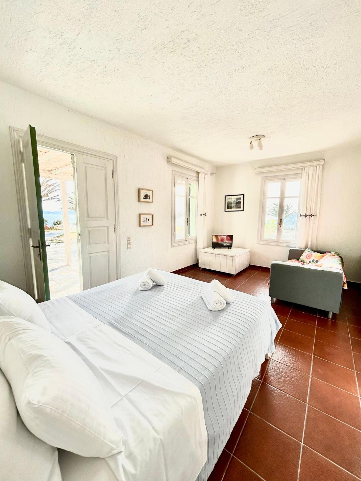 Fos Apartments Mykonos Agios Ioannis Diakoftis Extérieur photo